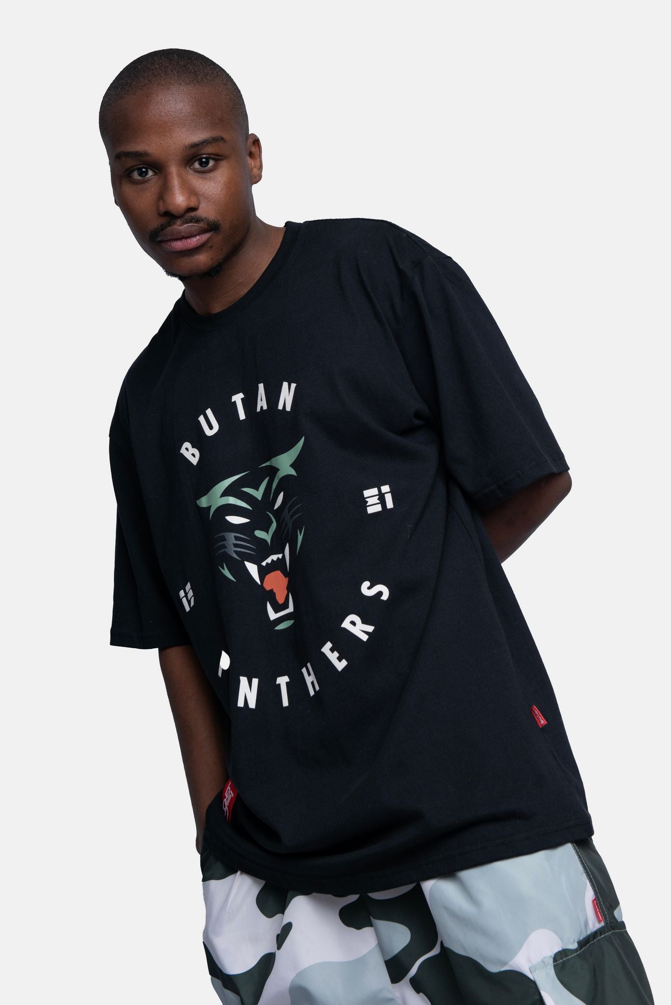 Butan | Hidden Panthers Camou Cargo Pants