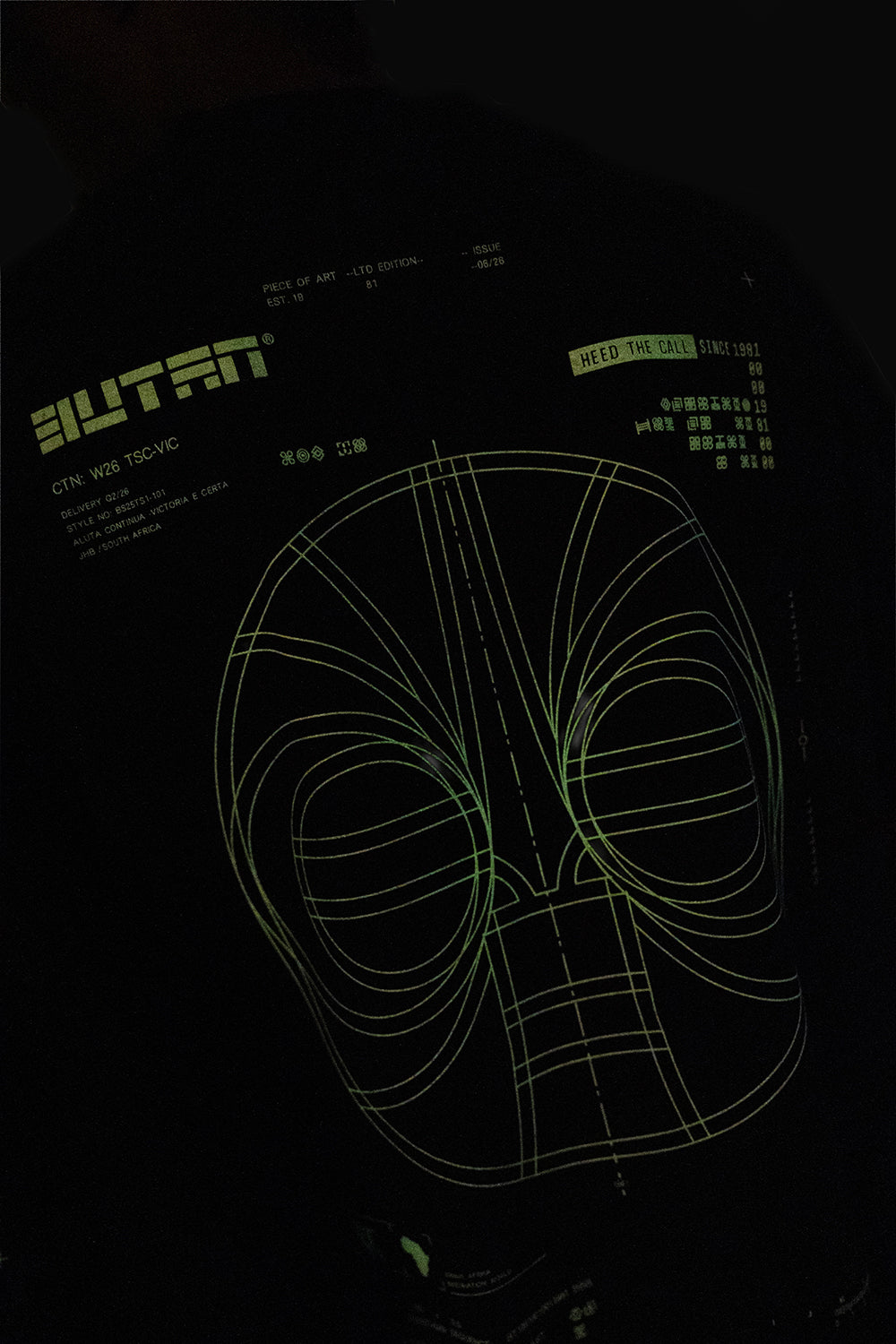 Butan | Aluta Mask | GITD T-shirt