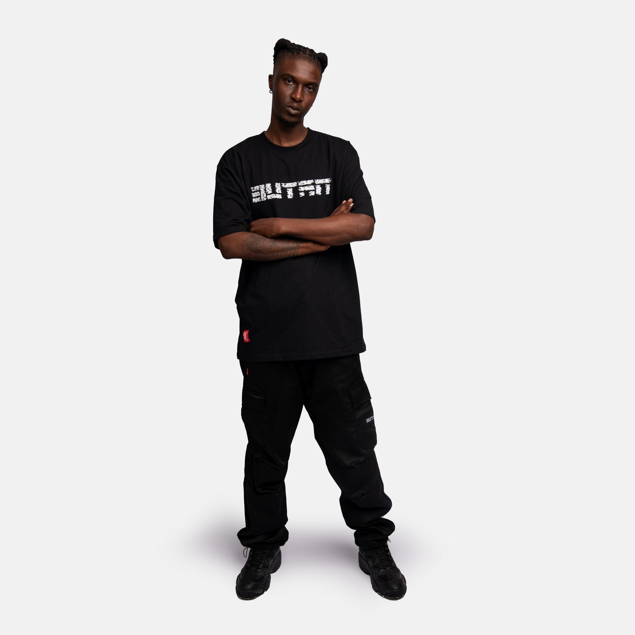 Butan Aluta Mask | White Noise | Oversized T-shirt in Black