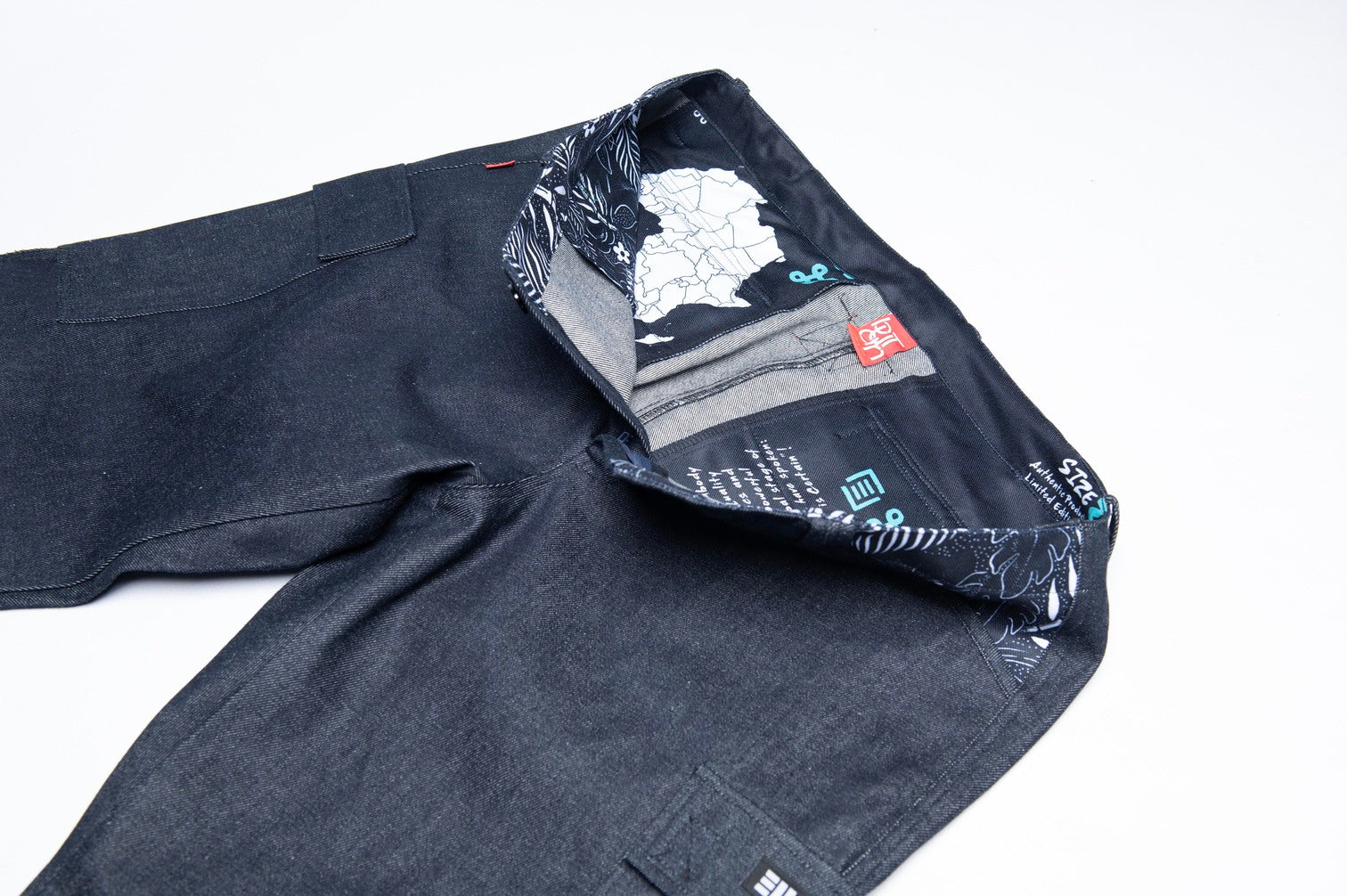 Butan | Hidden Panthers | Denim Cargo Pants