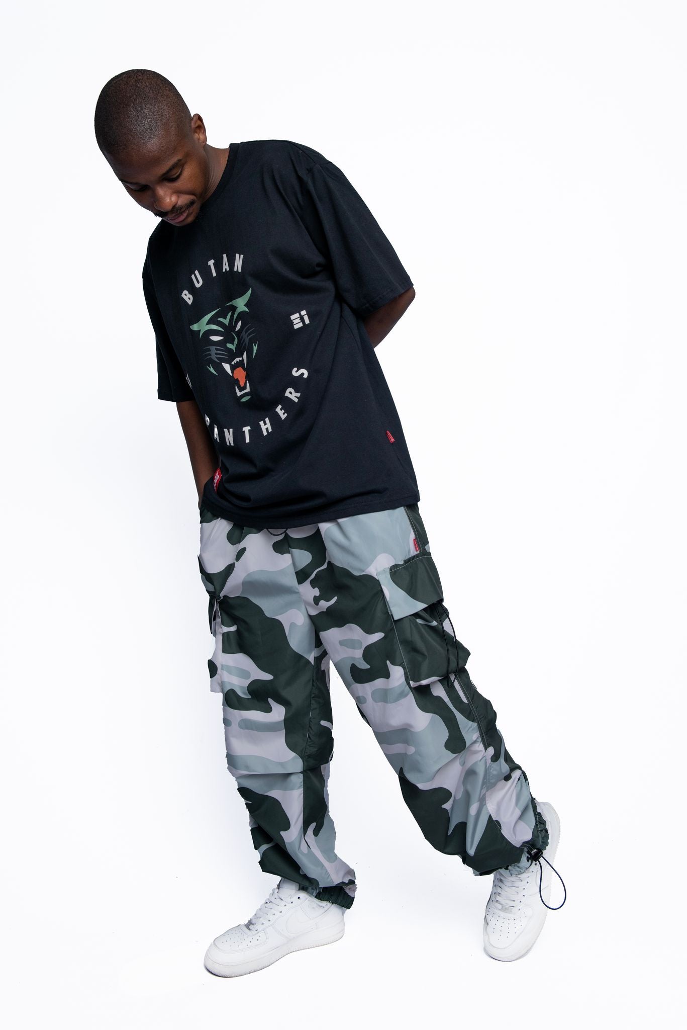 Butan | Hidden Panthers Camou Cargo Pants