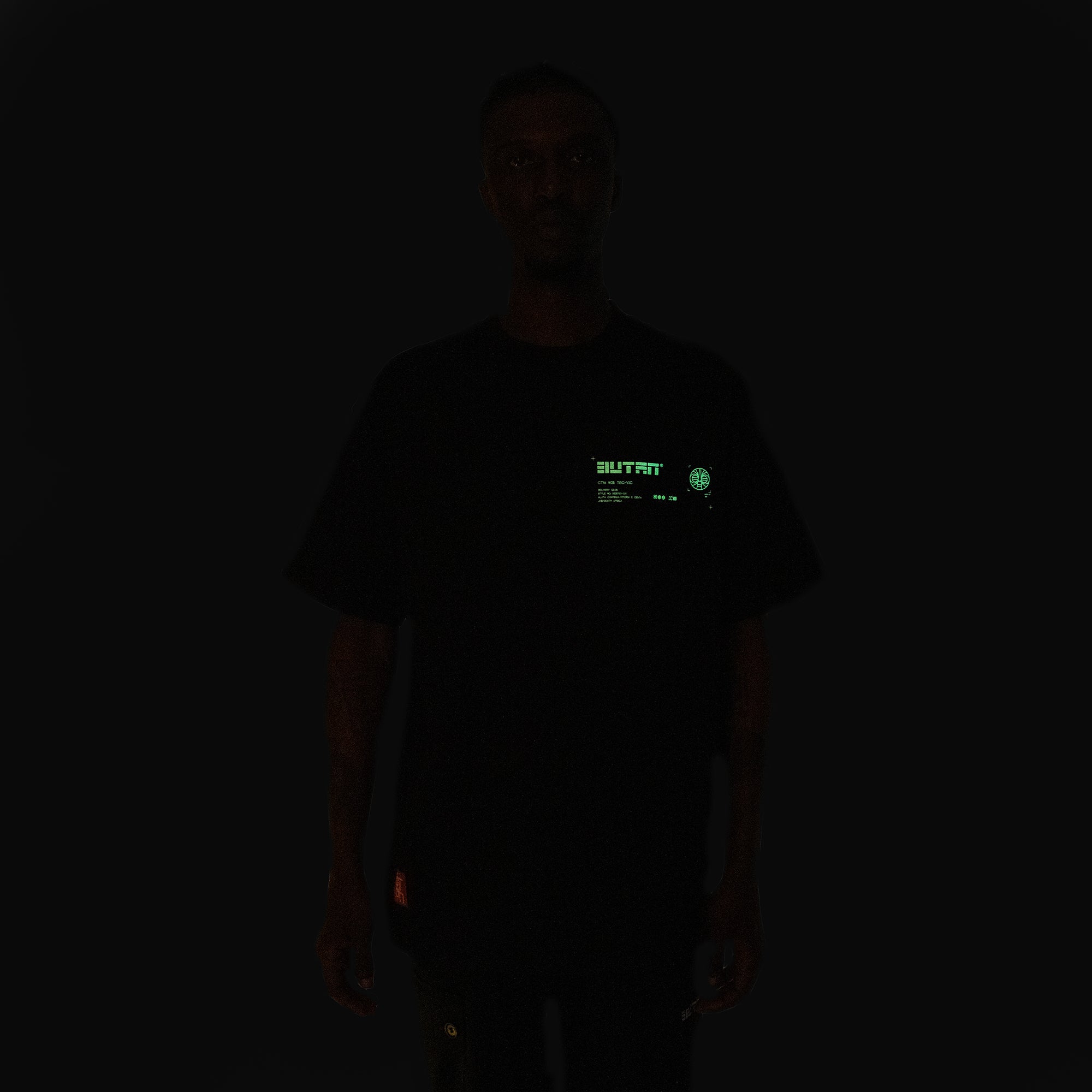 Butan | Aluta Mask | GITD T-shirt